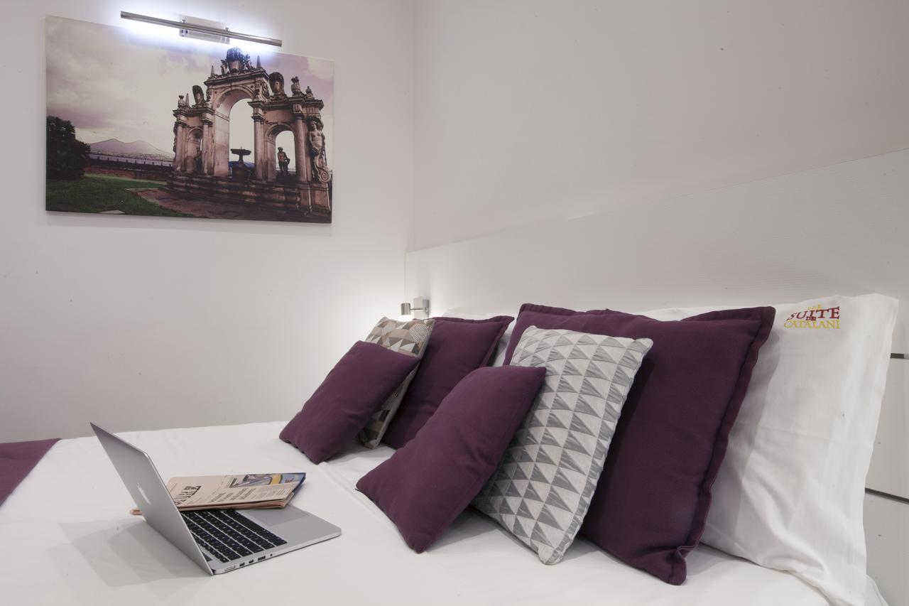 Suite Dei Catalani Naples Exterior photo