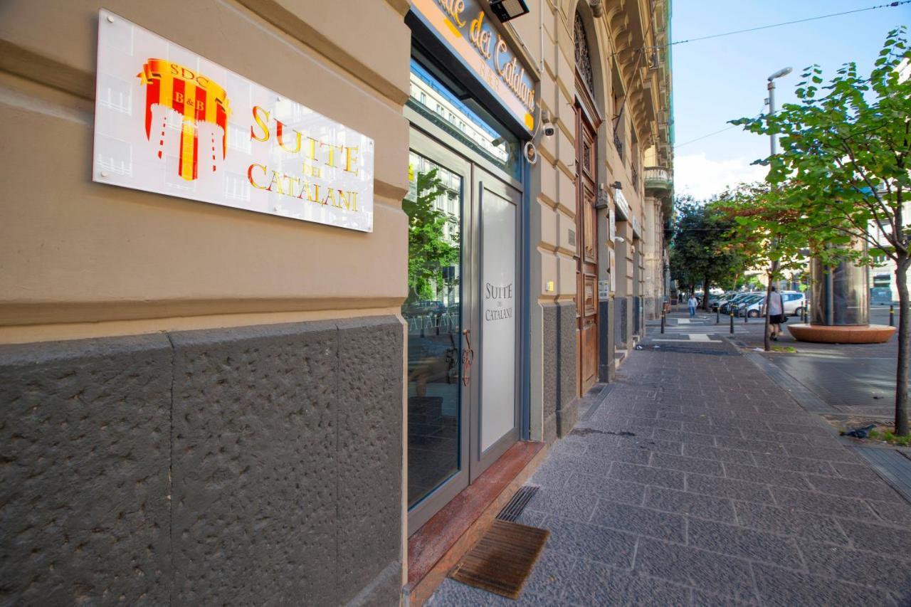 Suite Dei Catalani Naples Exterior photo